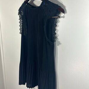 Apt. 9 Black Lace Trim Tank Top